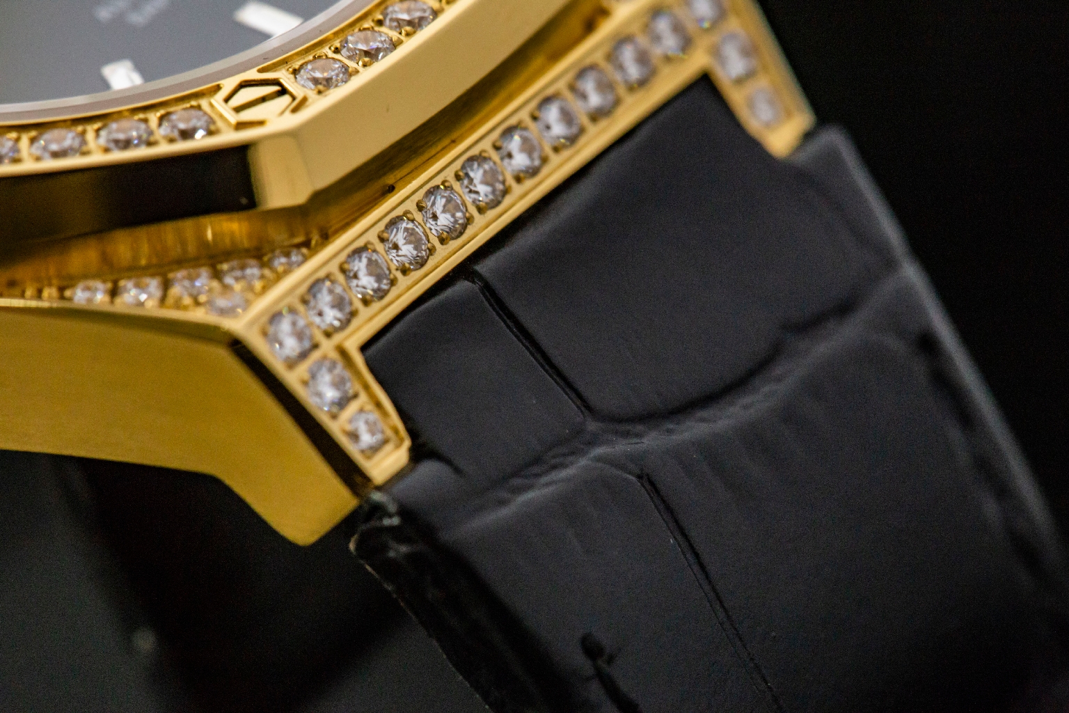 dong-ho-nam-gla-SG9993.4601gla-3