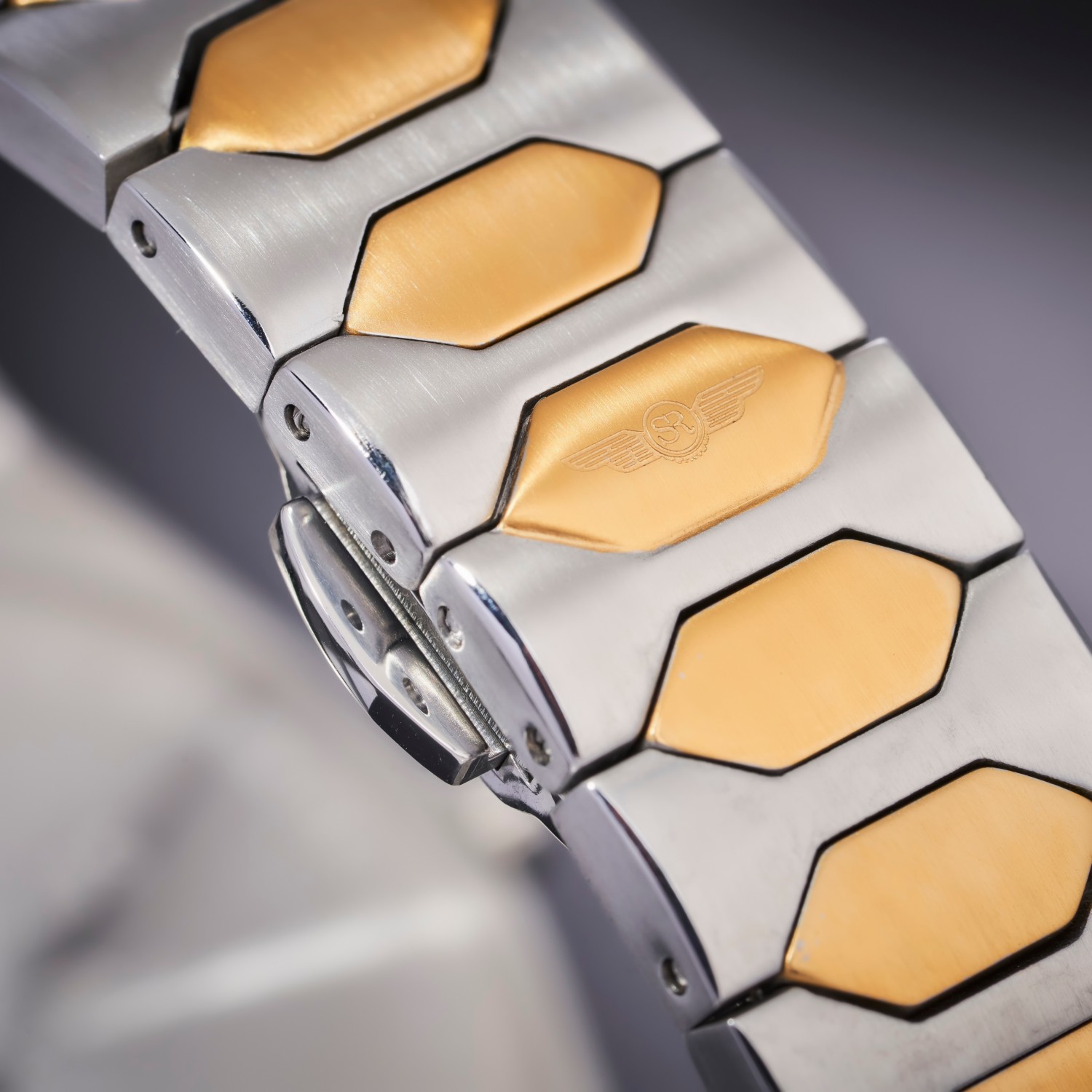 dhnam-srwatch-bst-2023-chitiet-SG7005.1201GM0032_1