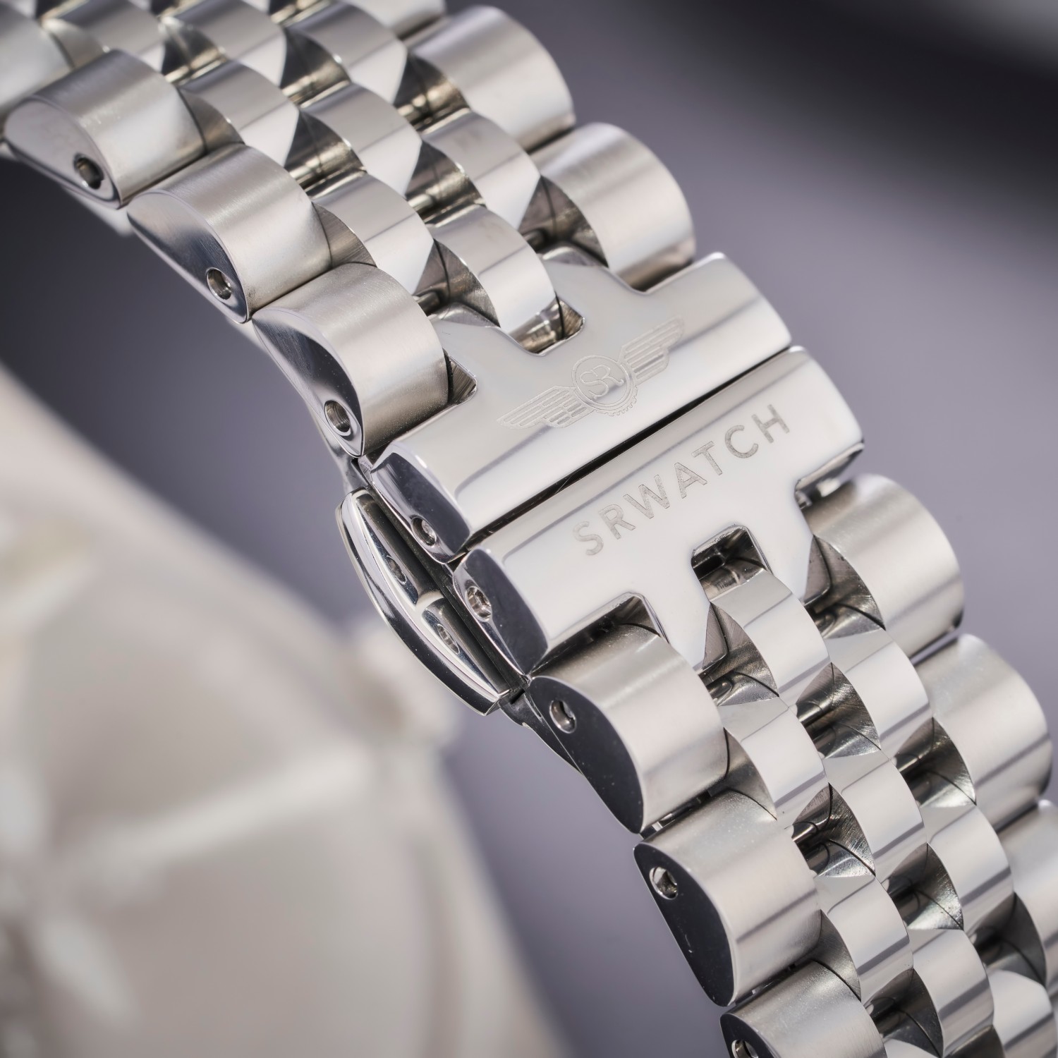 dhnam-srwatch-bst-2023-chitiet-SG7004.1103GM-0056_1