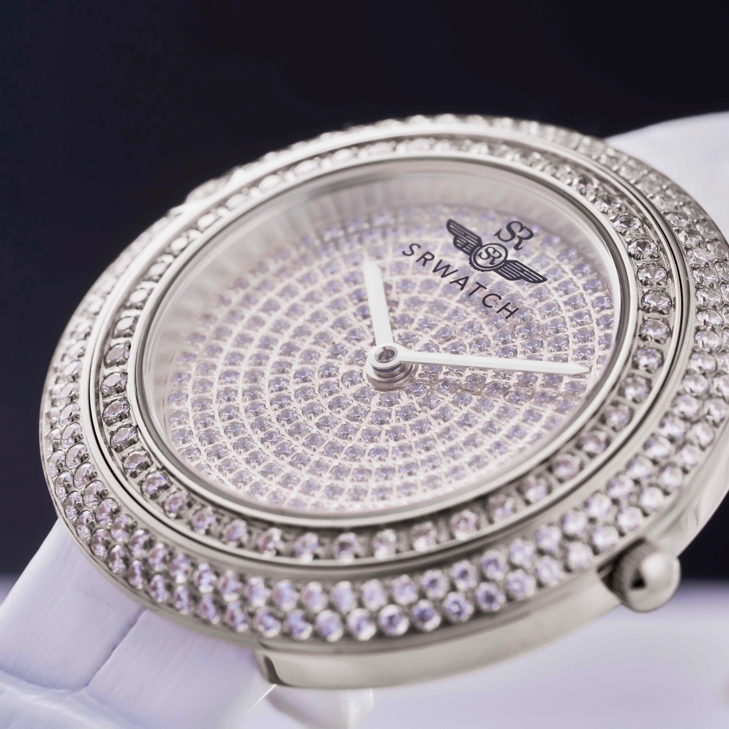 dh-nu-srwatch-bst-2023-SL5011.4402BL_196_1_1_1