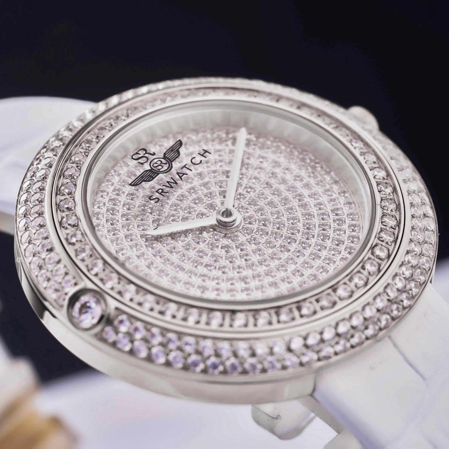 dh-nu-srwatch-bst-2023-SL5011.4402BL_197_1_1_1