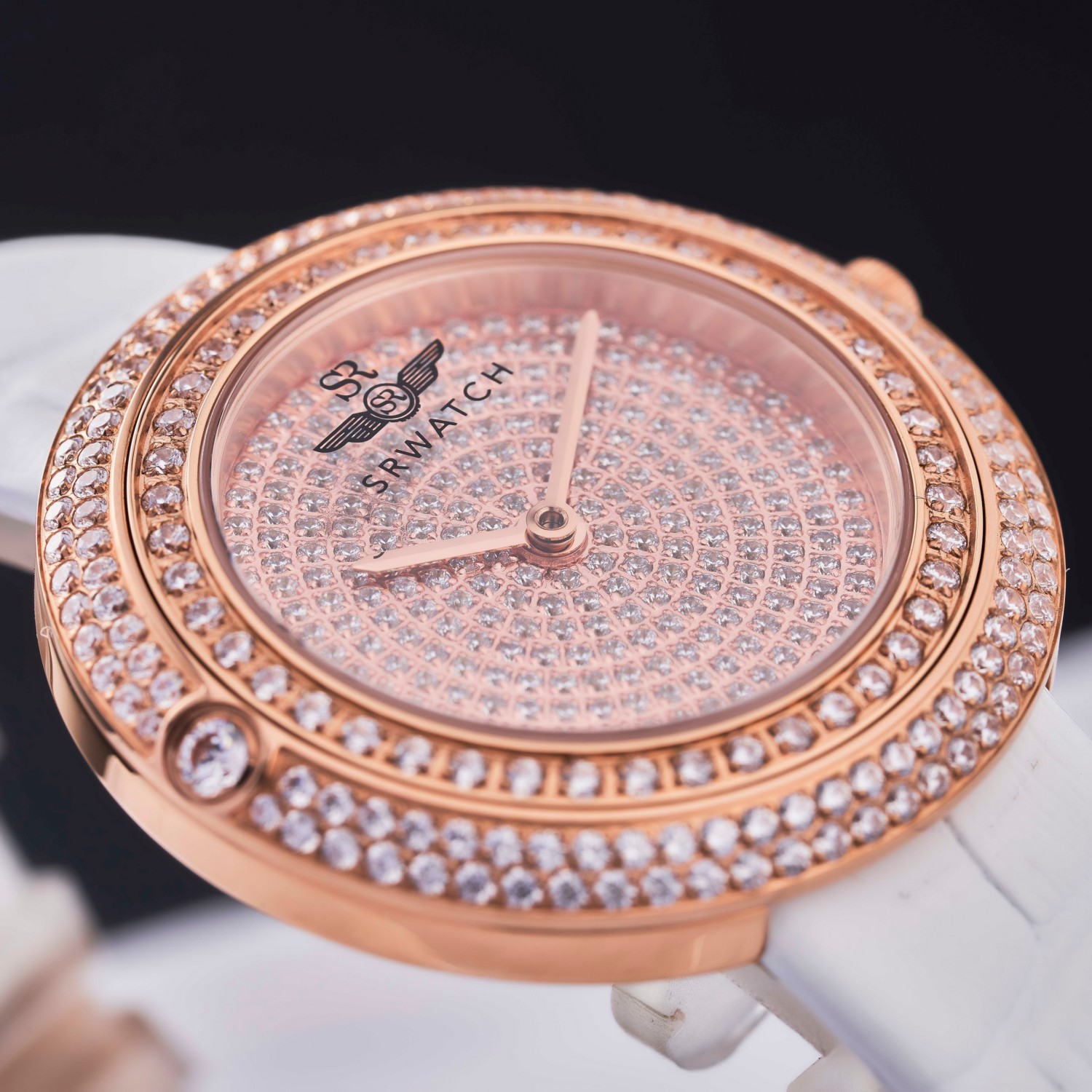 dh-nu-srwatch-bst-2023-SL5011.9402BL_197_1