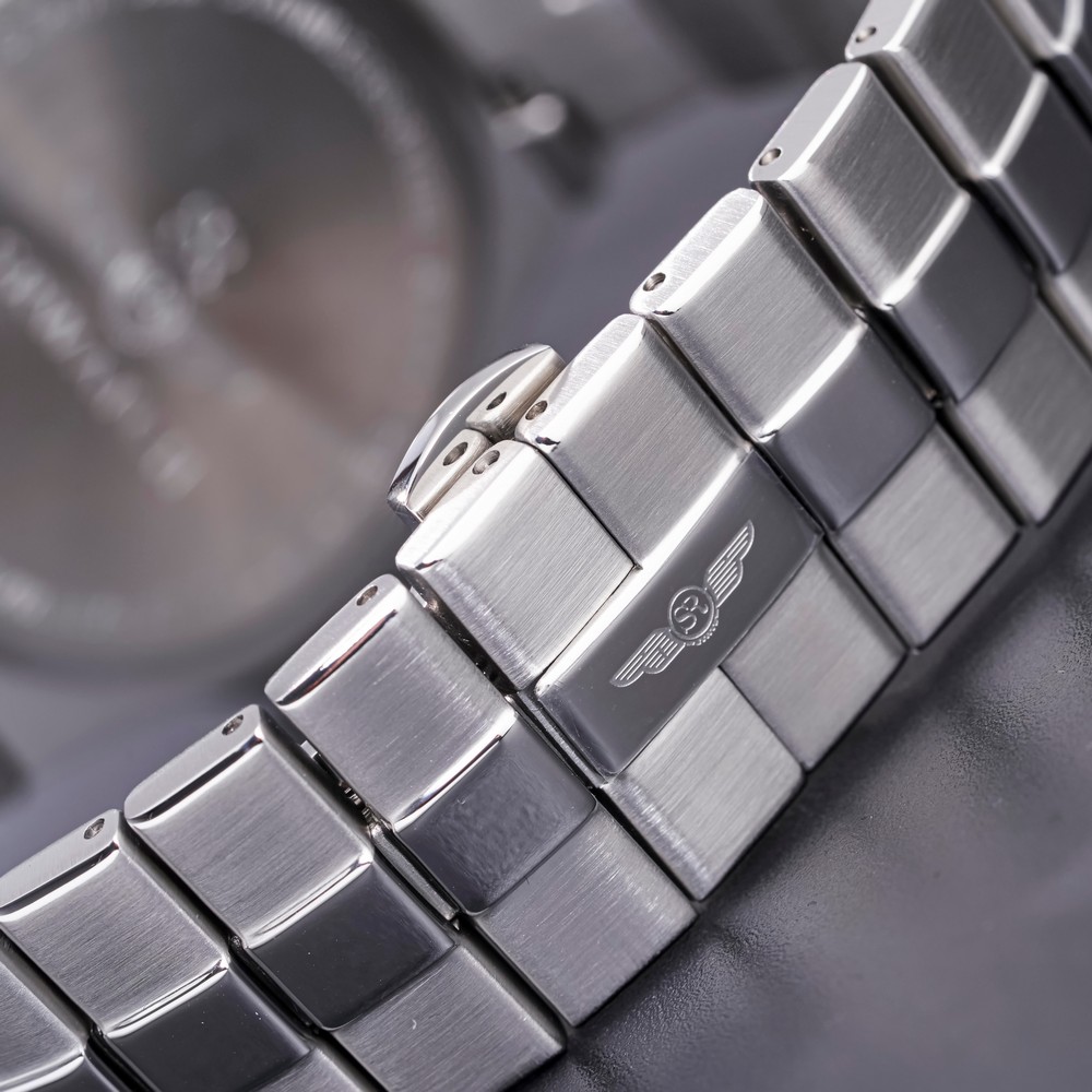 dh-nam-srwatch-bst-gm-2025-SG7009.1103GM_2