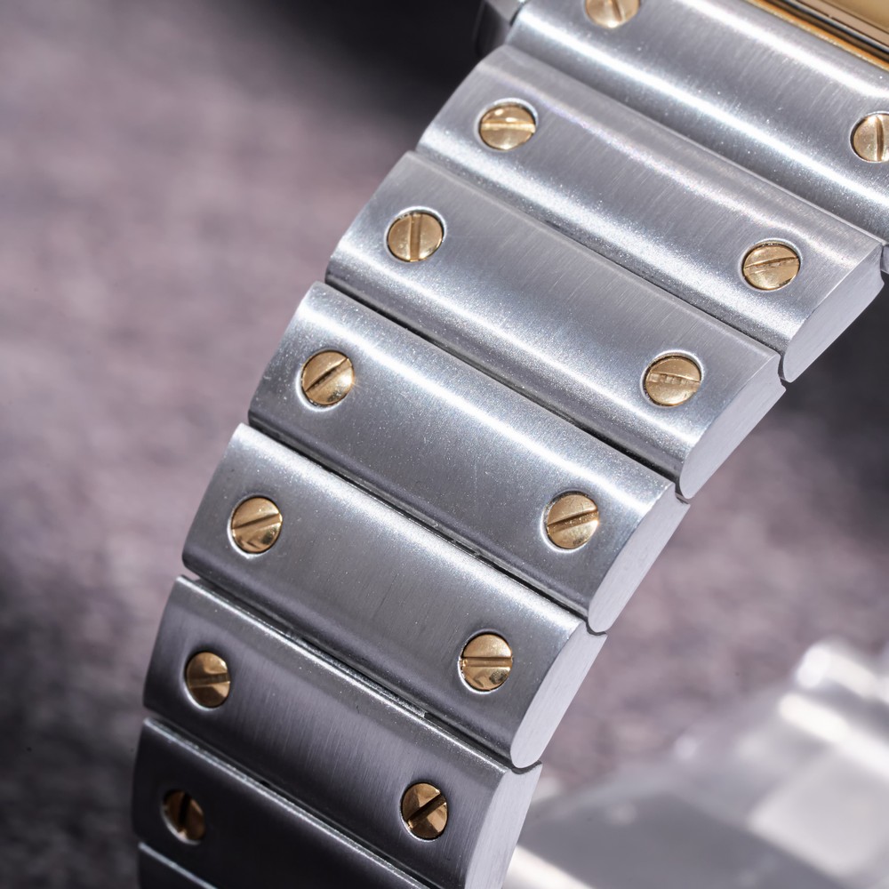 dh-srwatch-nam-sg7008.1202gm-CA5001_0225